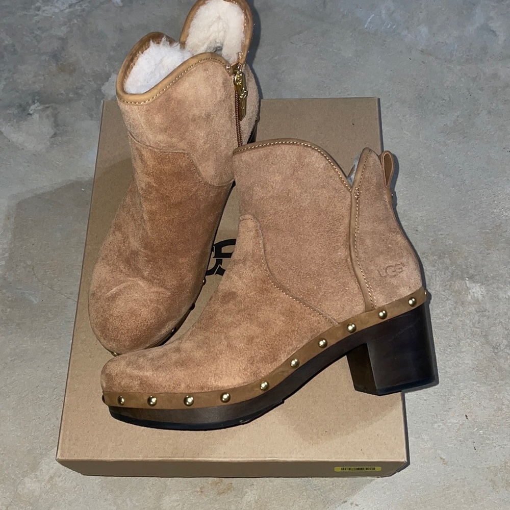 Ugg Clog Boots with Fur, Size 7